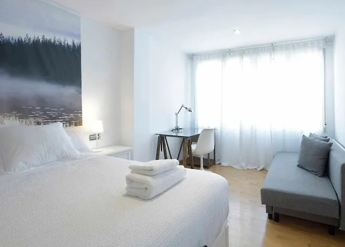 Andrews House, 60 M En El Centro De Apartment Zaragoza