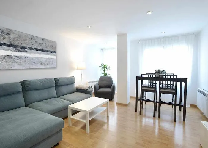Apartment Andrews House, 60 M En El Centro De
